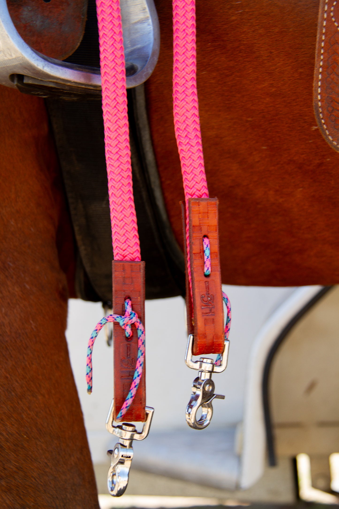 Hot Pink Rope Reins – 6ft to 7ft Nylon Barrel Reins
