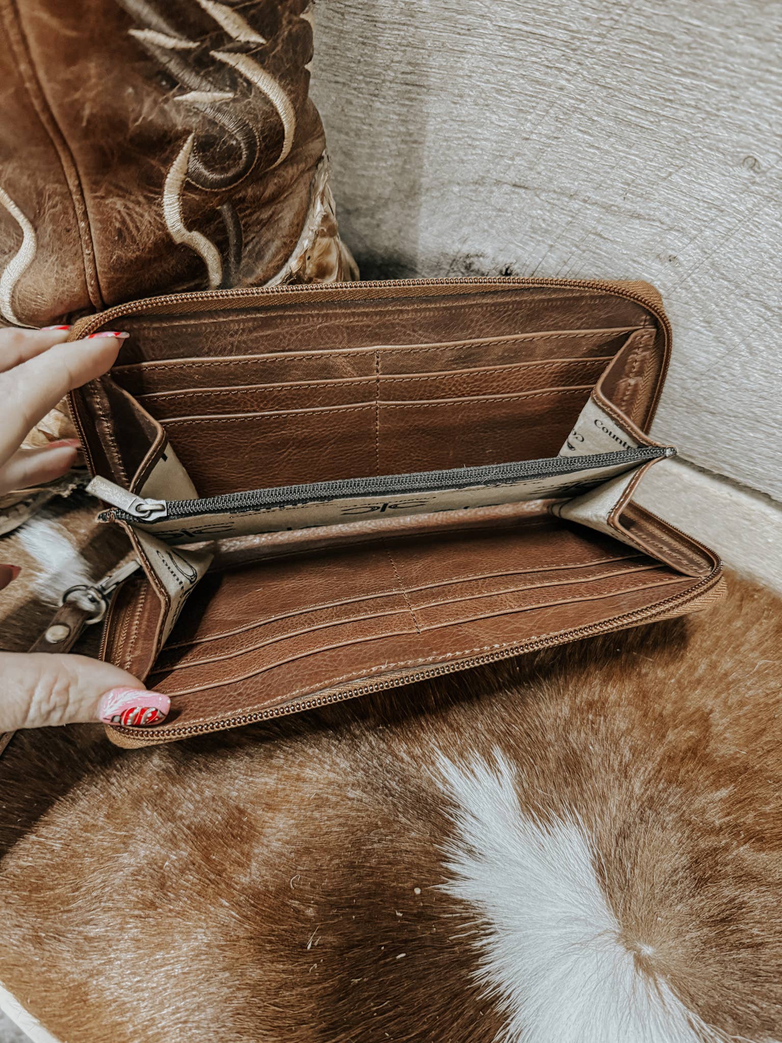 Cowhide wristlet wallet with card slots