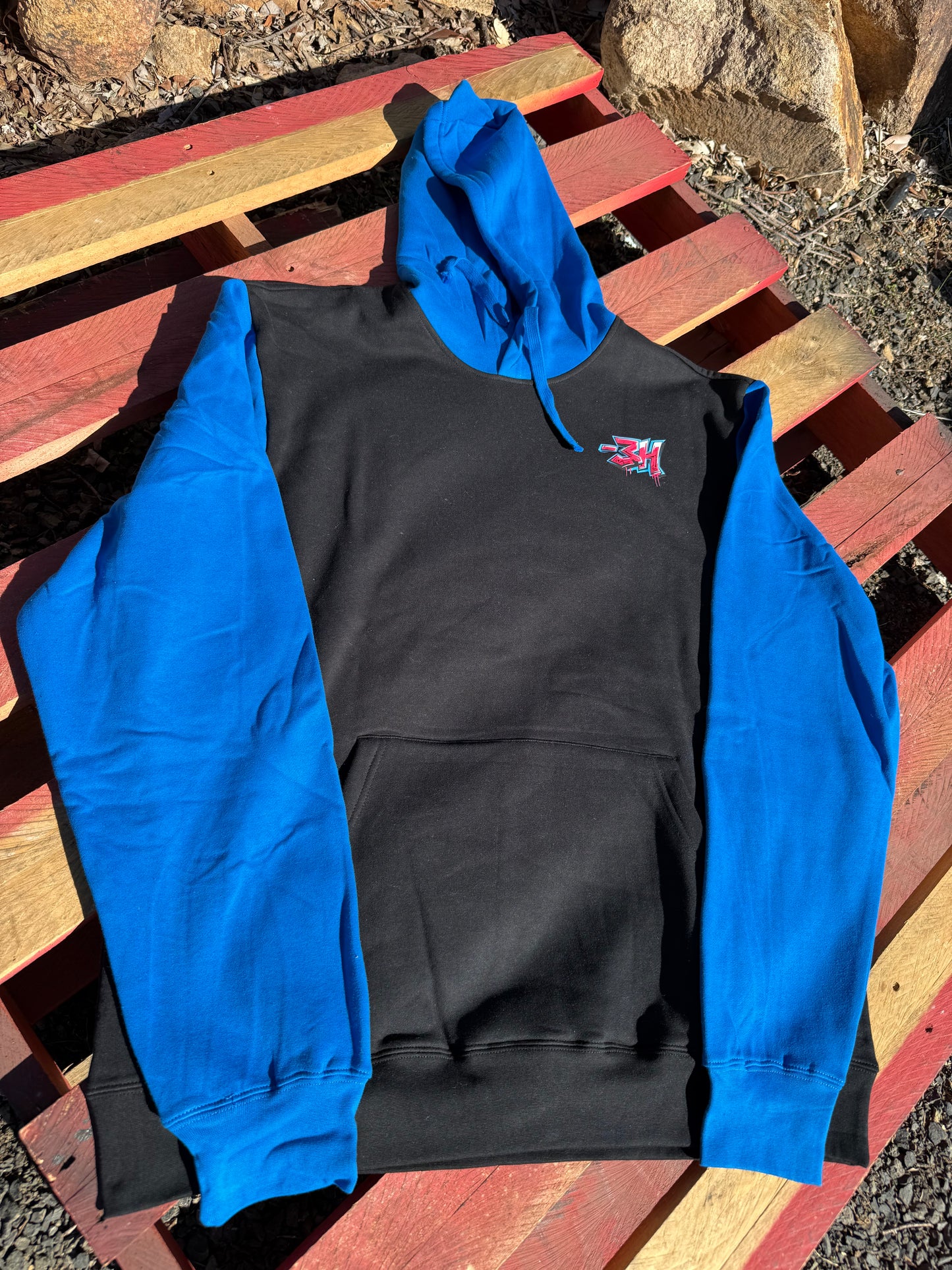 -3H Black / Electric Royal Hoodie