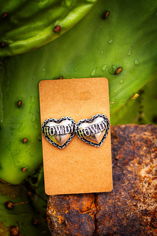 Howdy heart stud earrings 