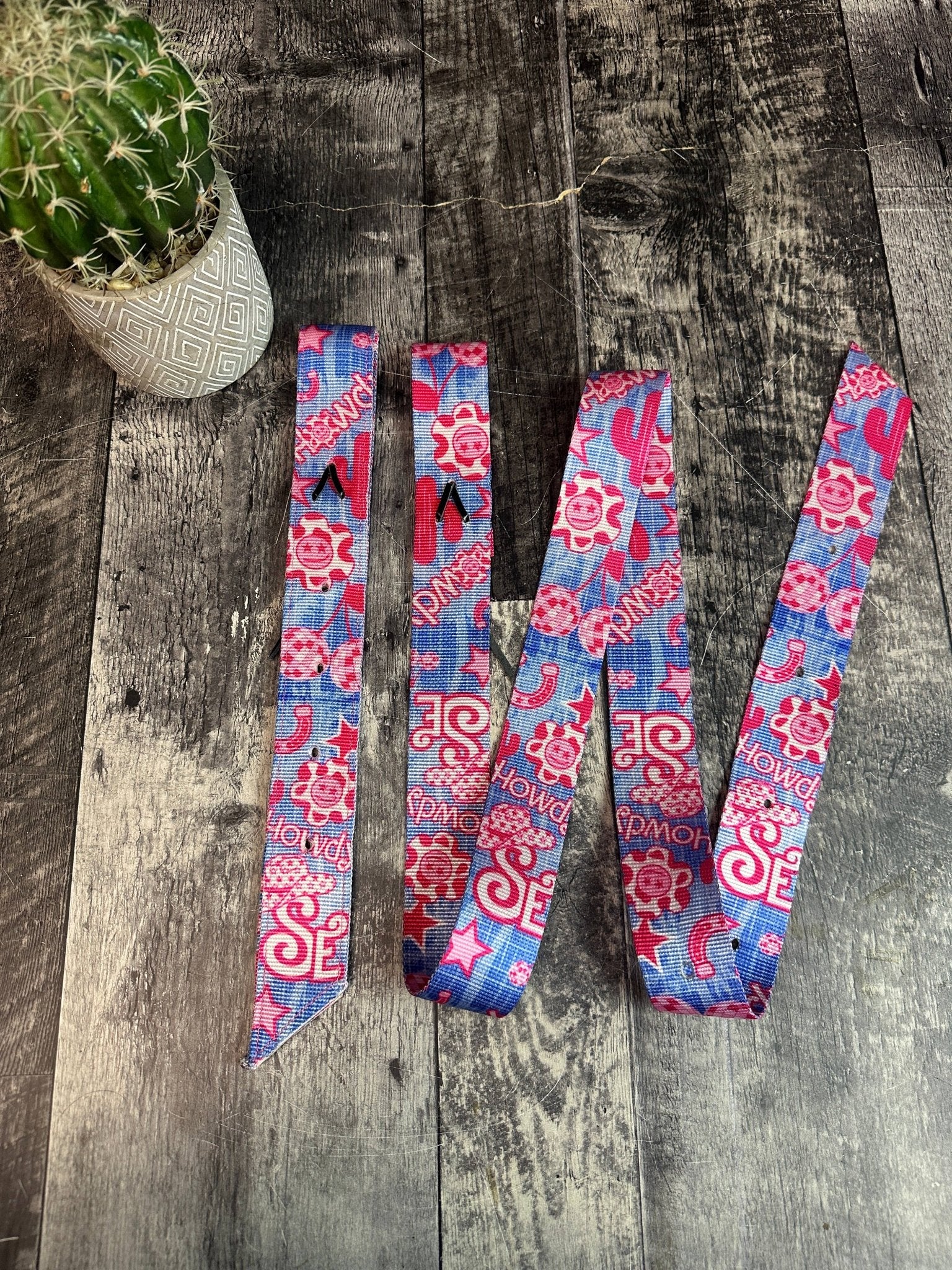 Latigo and Off Billet Stand Out with Stylish Sets by bar3H Equine – Custom Western Tack Australia